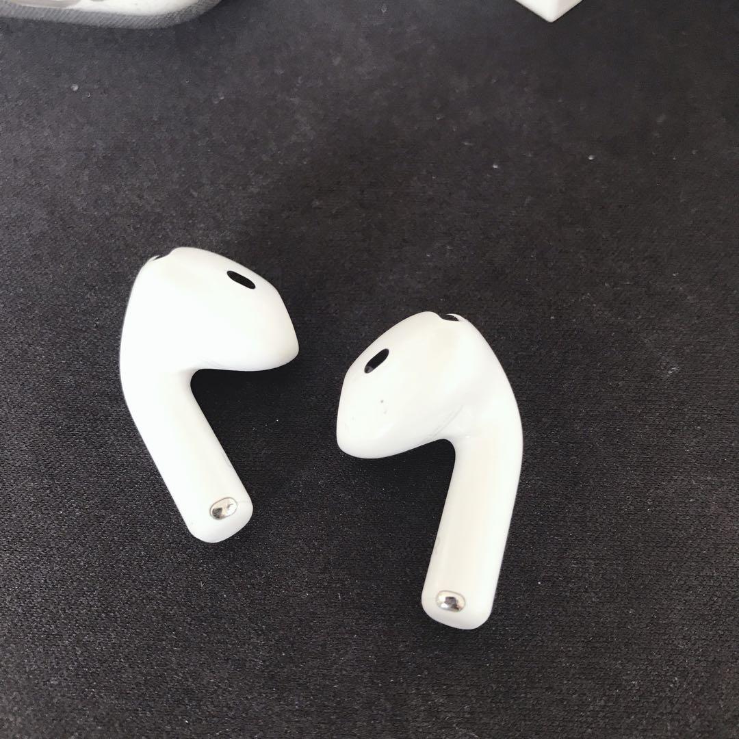Apple AirPods 4 ノイズキャンセリング搭載 MXP93J/A