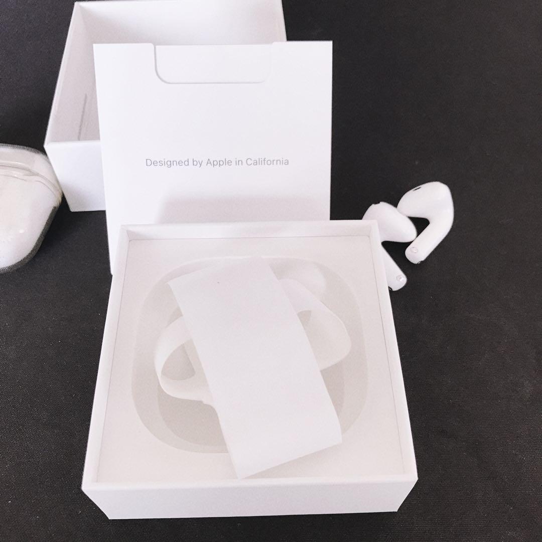 Apple AirPods 4 ノイズキャンセリング搭載 MXP93J/A