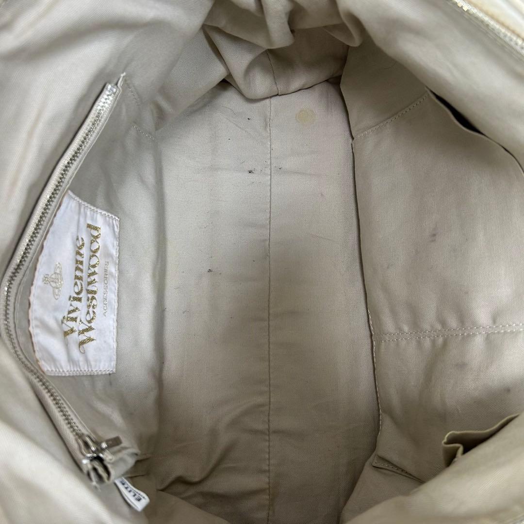 【美品】ヴィヴィアンウエストウッド パンチングレザー トートバッグ 手提げ 白