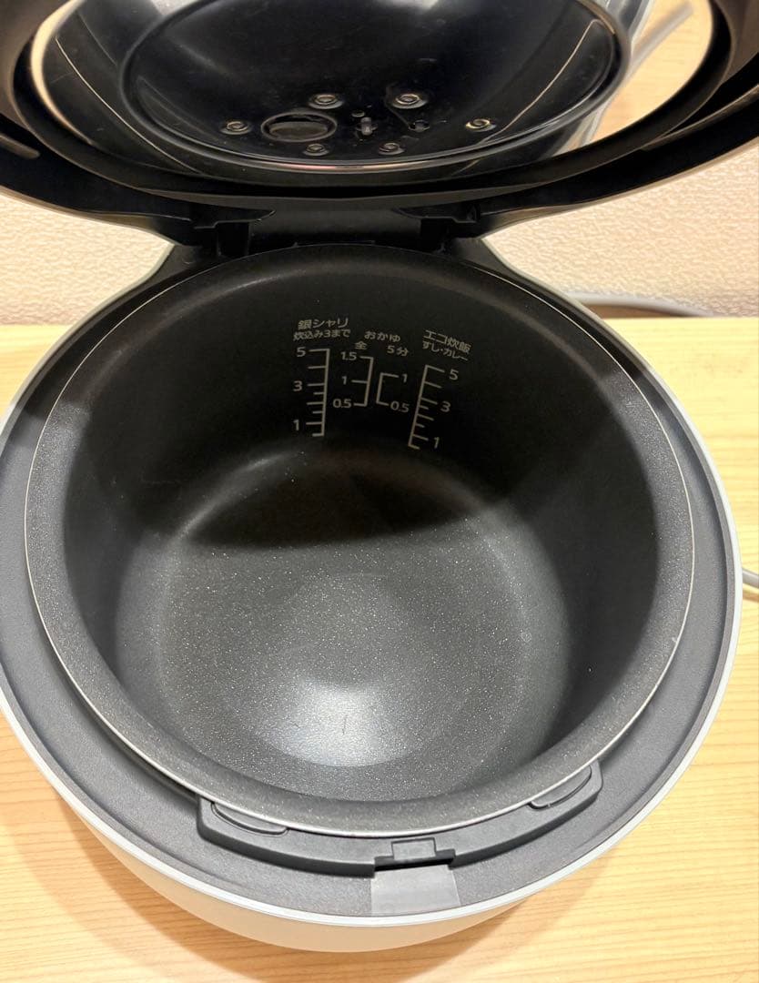 Panasonic 圧力IHジャー炊飯器 SR-NB102