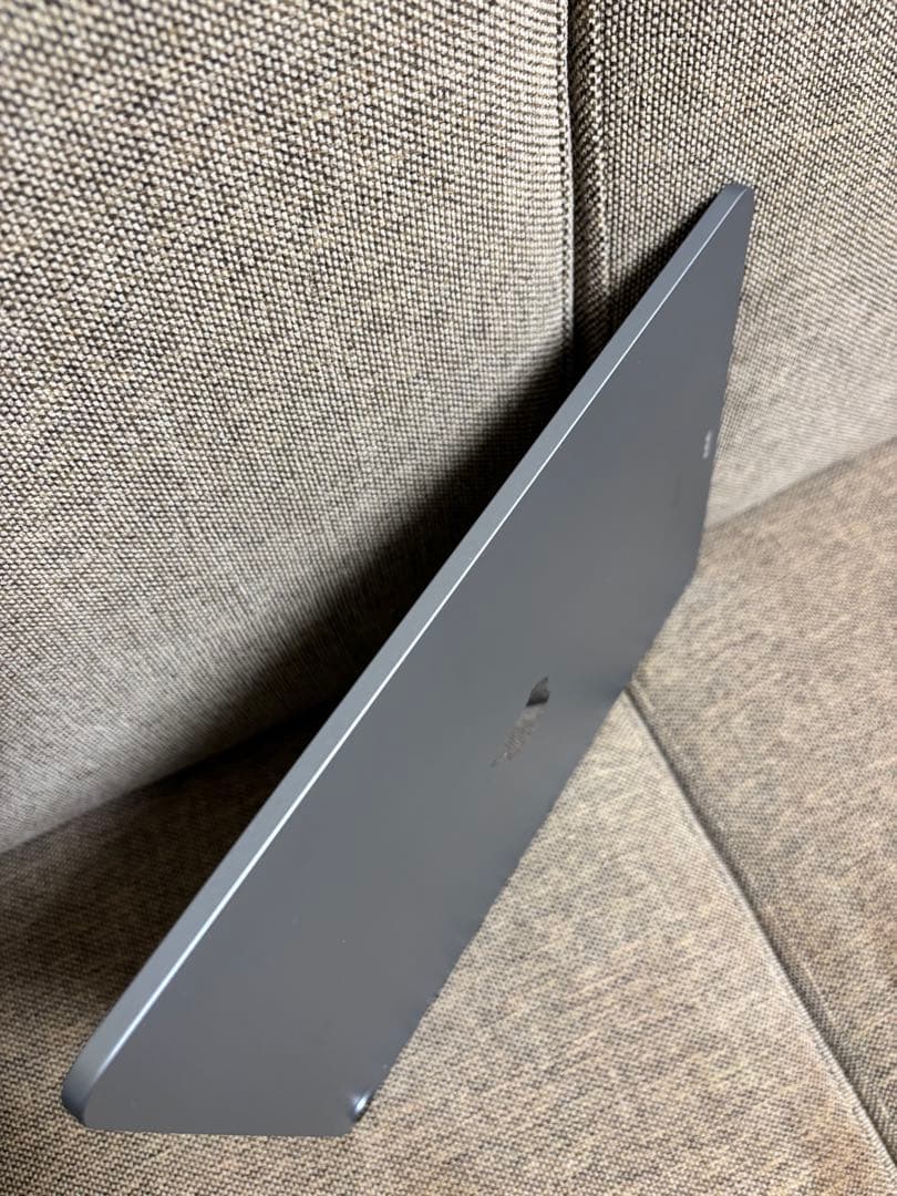 iPad Air (M2) 256GB Wi-Fi 13インチ 中古 ケース付き