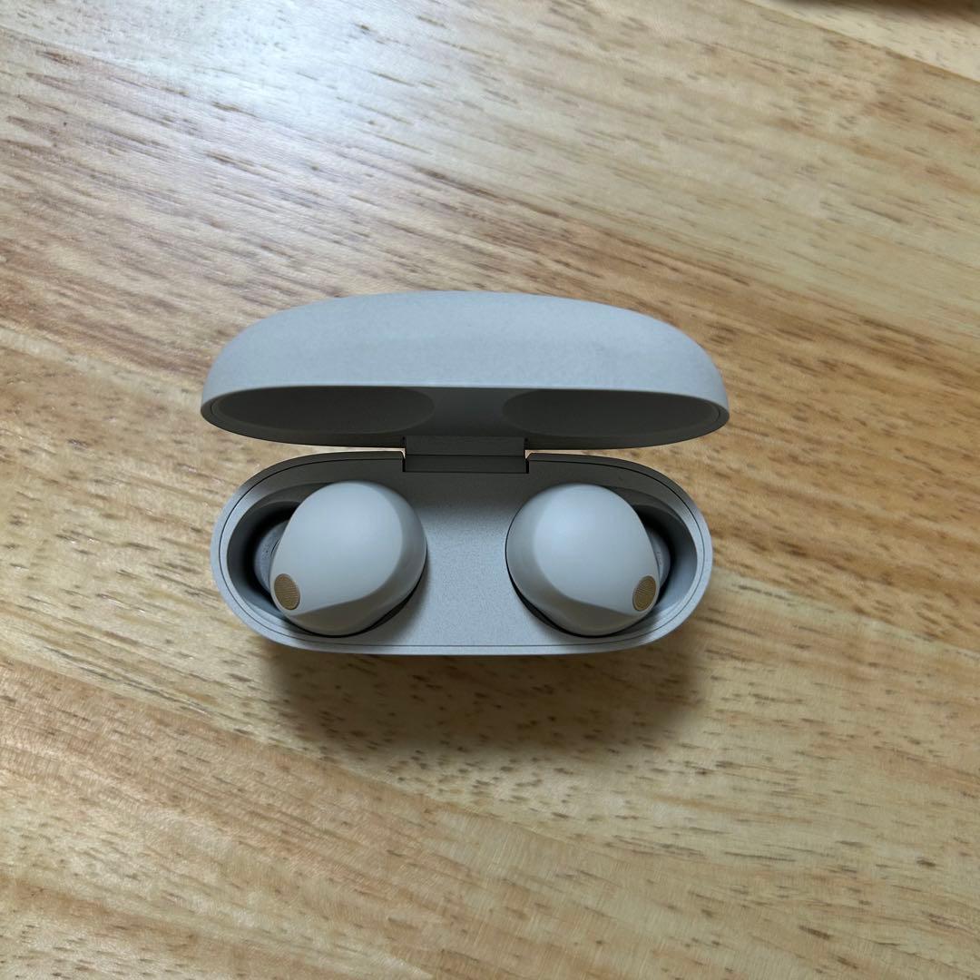 【美品】SONY WF-1000XM5S プラチナシルバー