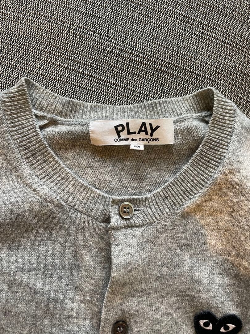 き*い様 PLAY グレー カーディガン ハート刺繍コムデギャルソン