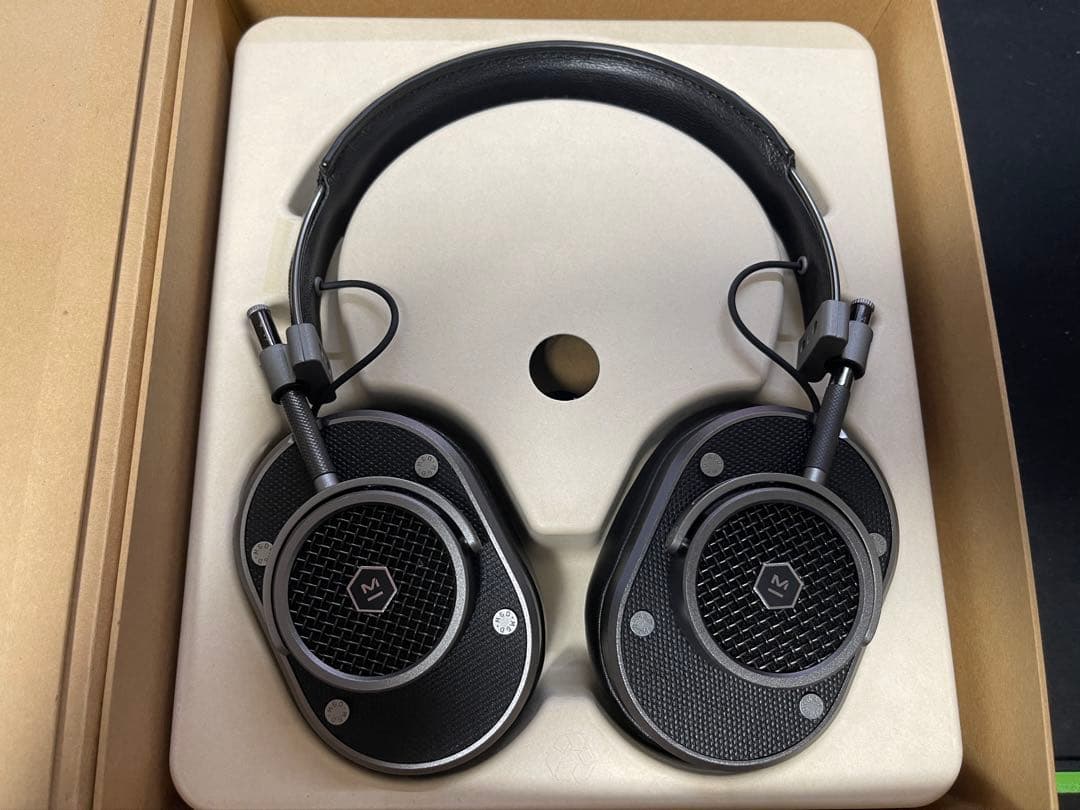 美品　Master & Dynamic MH40-W Gen2