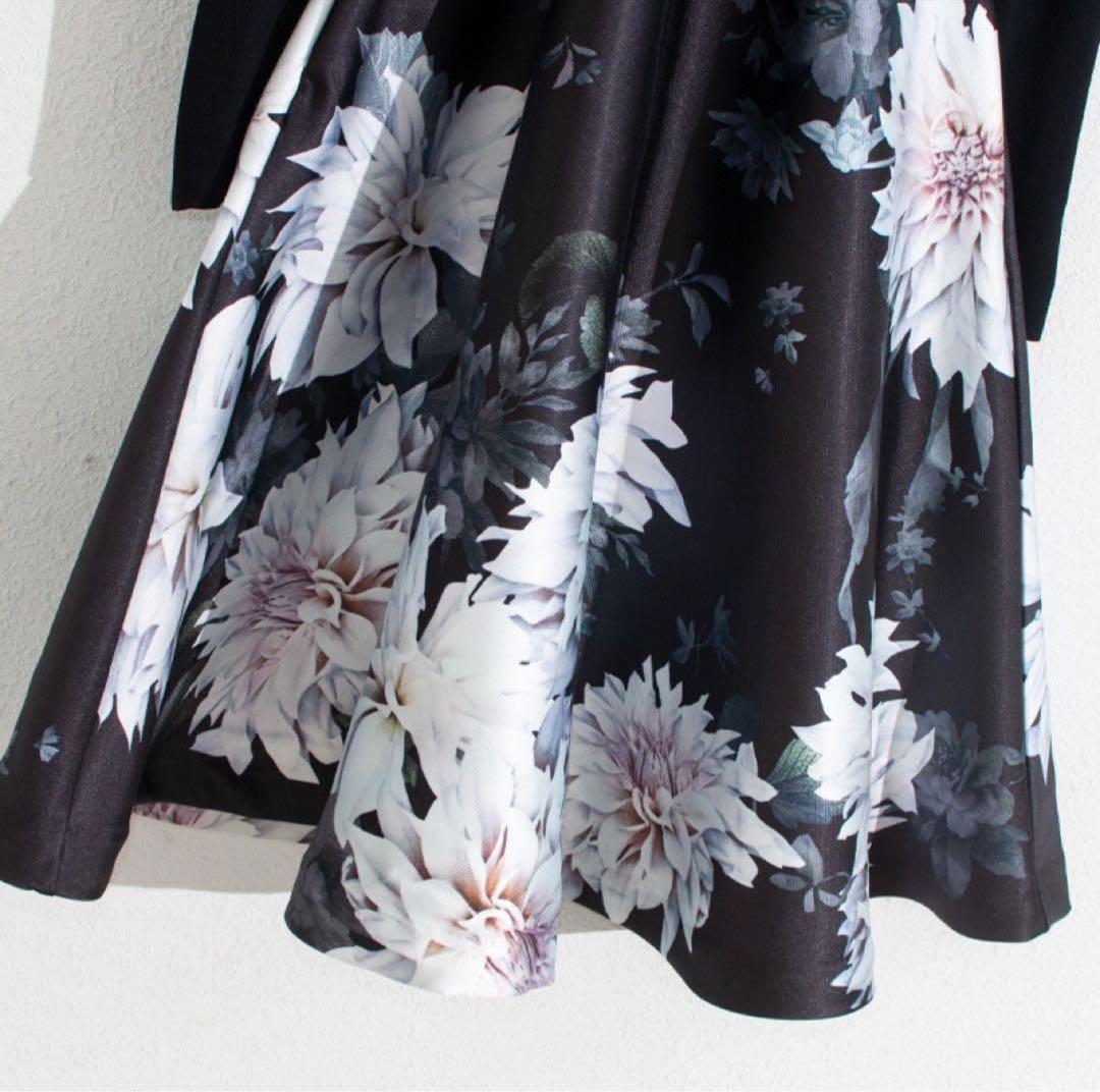 TED BAKER サイズ2 ブラック　花柄フレアワンピース 長袖