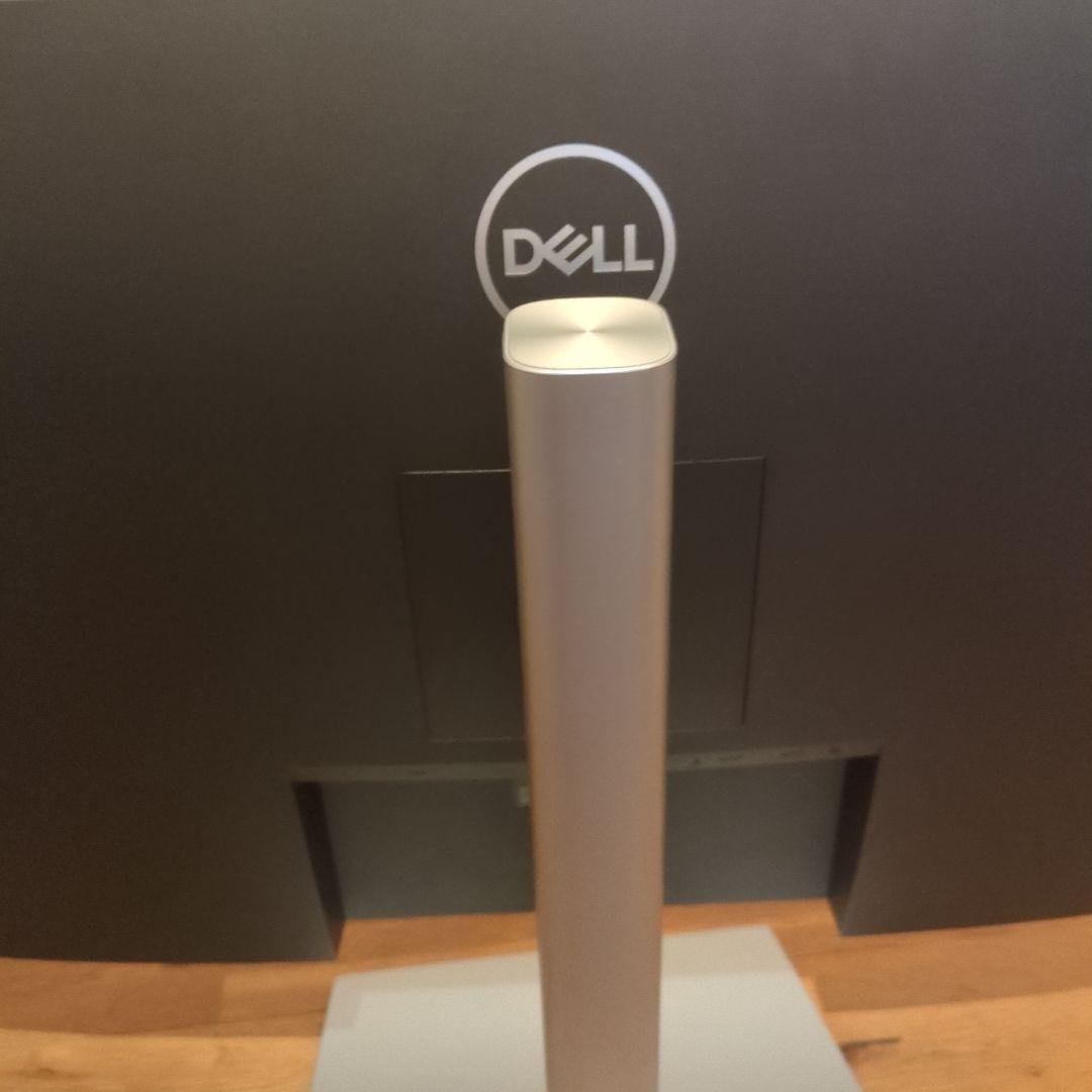 【アロマ&パソコンSHOP】DELL P3222QE 4K 32