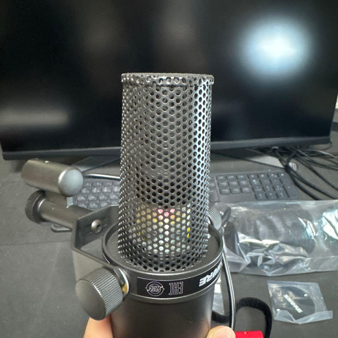 SHURE / SM7B(専用ケース及びマイクプリアンプ付き)