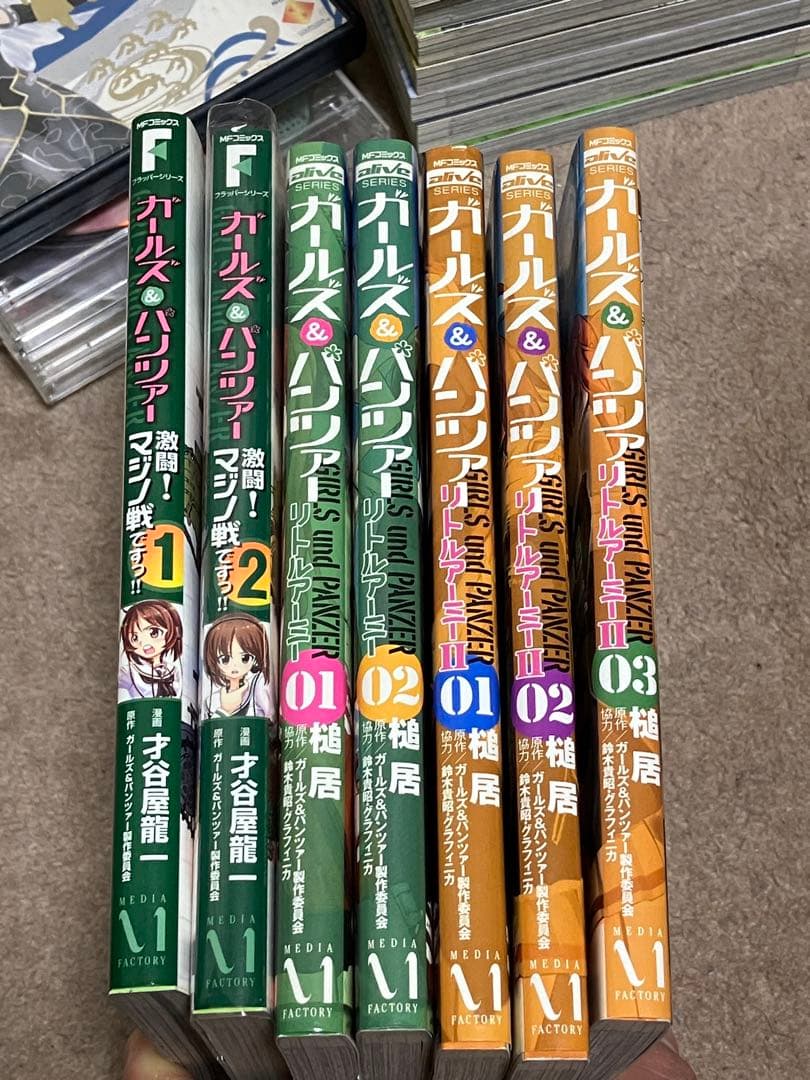 ガールズ&パンツァー　もっとらぶらぶ作戦　リトルアーミー　小説　店舗特典セット