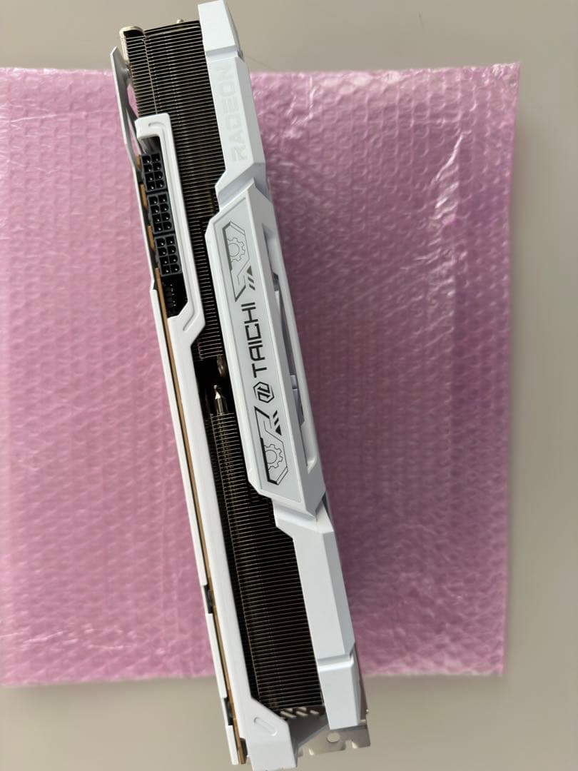 グラフィックボード・グラボ・ビデオカード ASRock RX7900XTX TCW 24GO