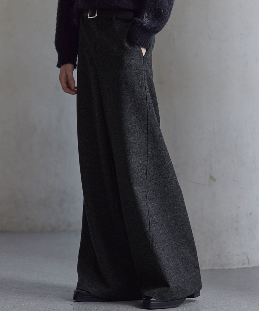 CLEL ウールブレンド ヘリンボーンツイード3Dパンツ Sサイズ　BK