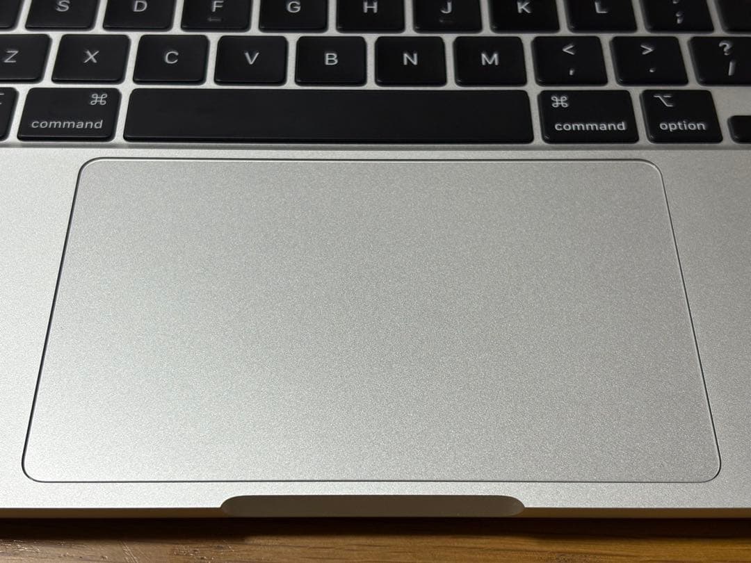 らりるれろ様 MacBook Air M2 1TB / 16GB 13インチ
