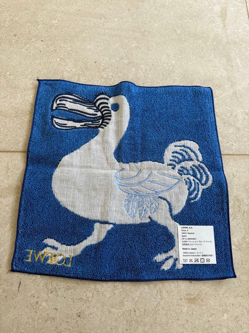 LOEWE CRAFTED WORLD タオルハンカチ3枚セット