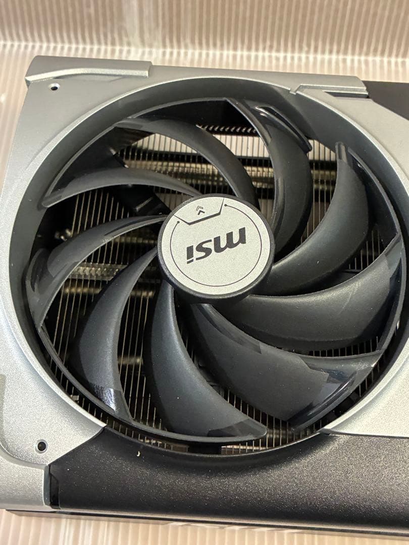 グラフィックボード・グラボ・ビデオカード MSI RTX5090 ventus 3X