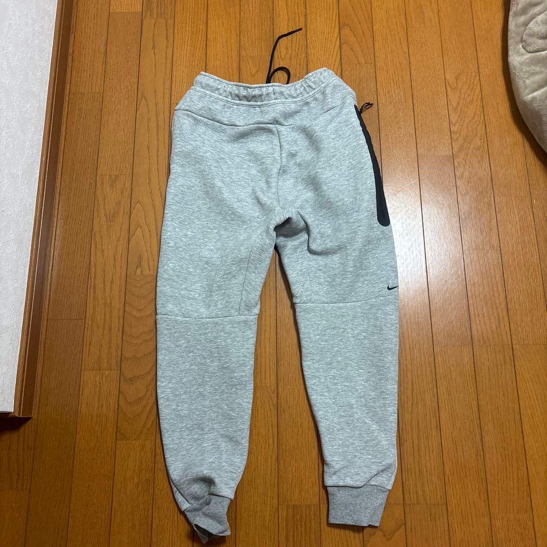 ナイキテックフリース