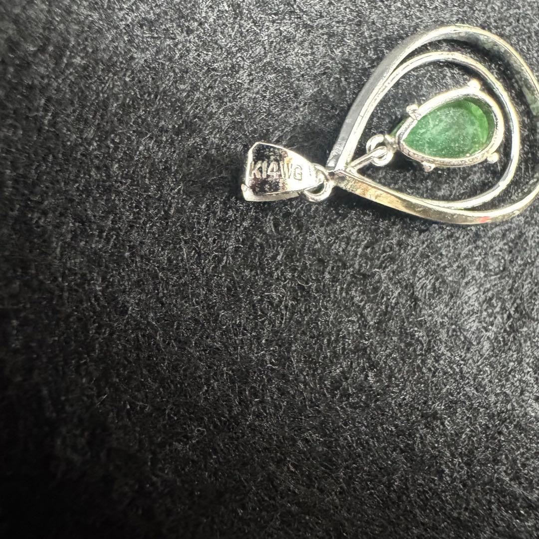 M*u様 K14WG グリーンストーン ペンダント ネックレス トップ