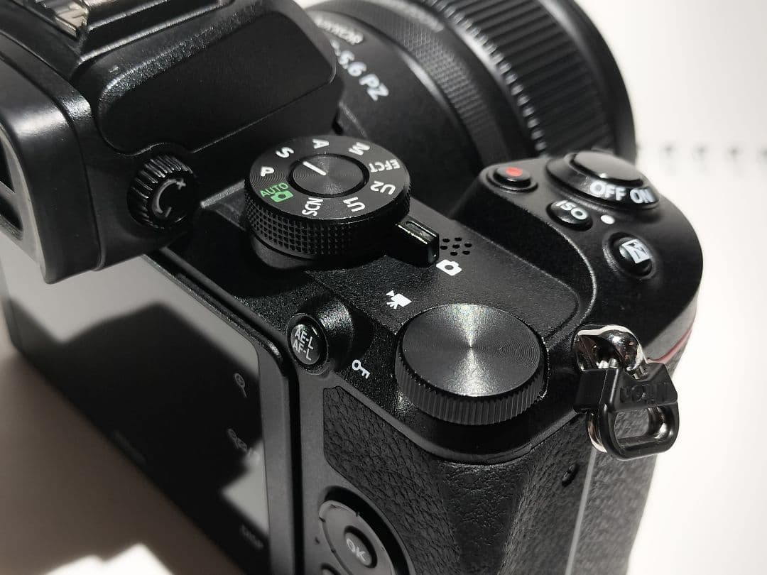 【最終値下げ】Nikon Z 50 ボディ 約7000ショット ミラーレス一