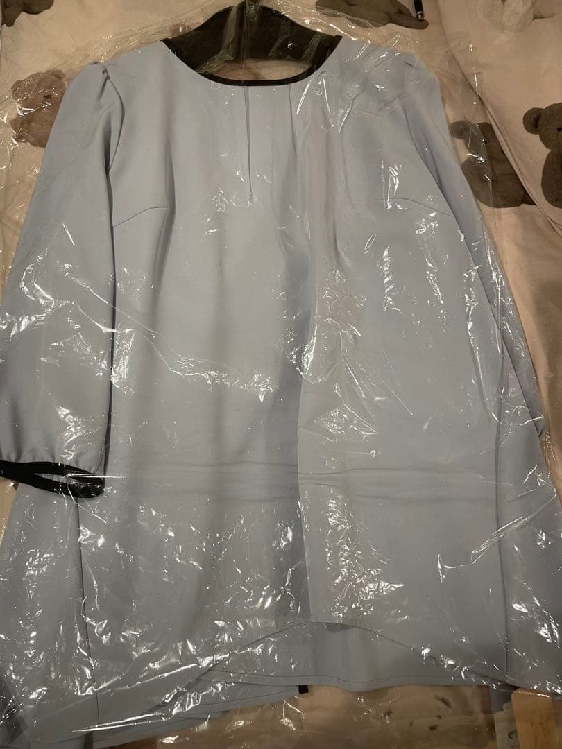 18,700円　ローズティアラ　ダブルクロスAラインブラウス　42 ブルー