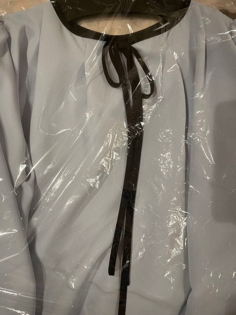 18,700円　ローズティアラ　ダブルクロスAラインブラウス　42 ブルー