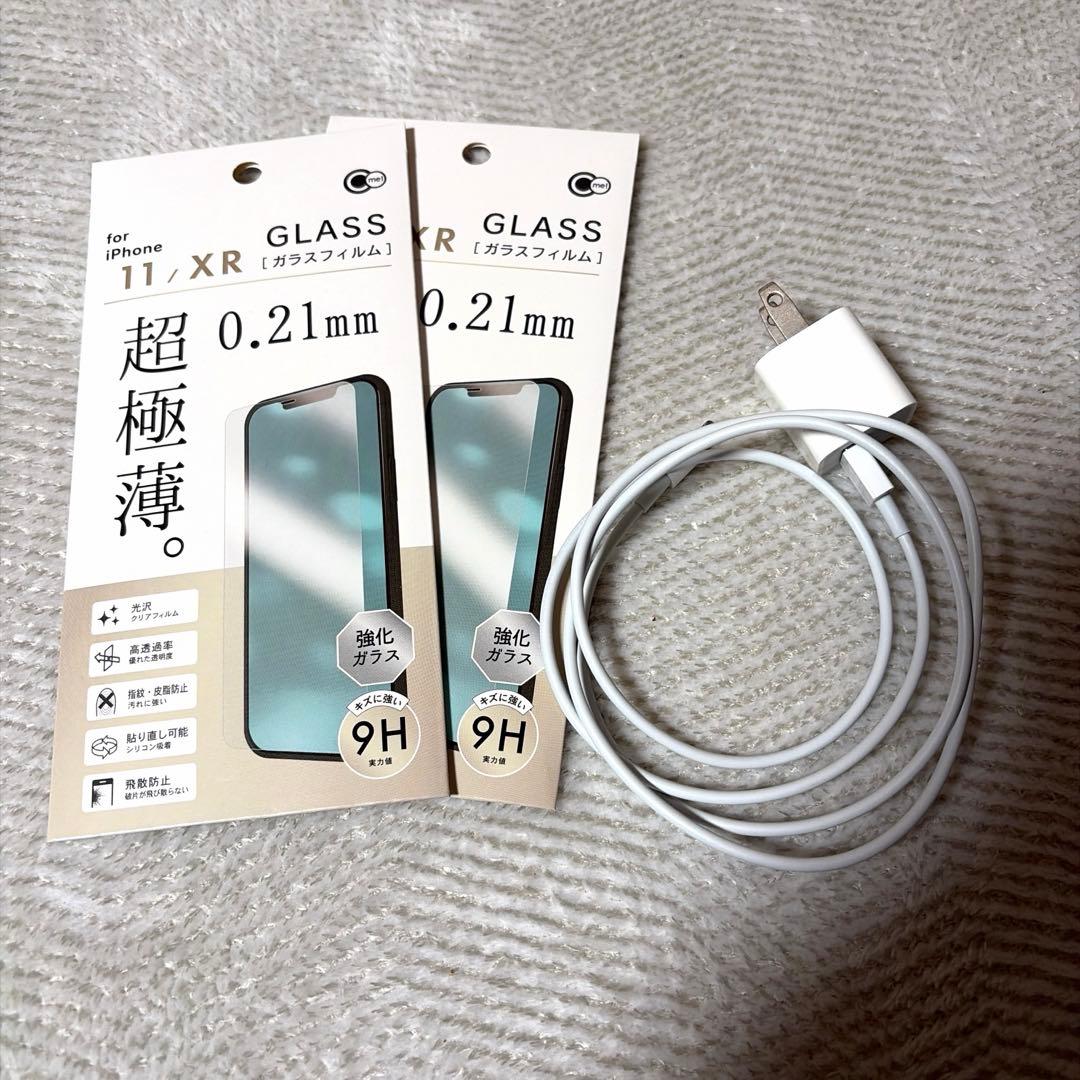 【美品】Apple iPhone 11 ホワイト 本体