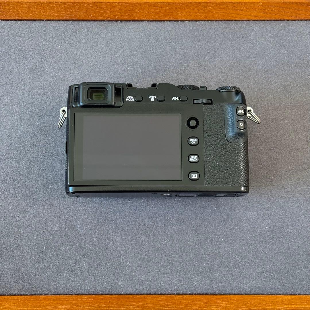 FUJIFILM XE3ボディ、XF18mmf2.0