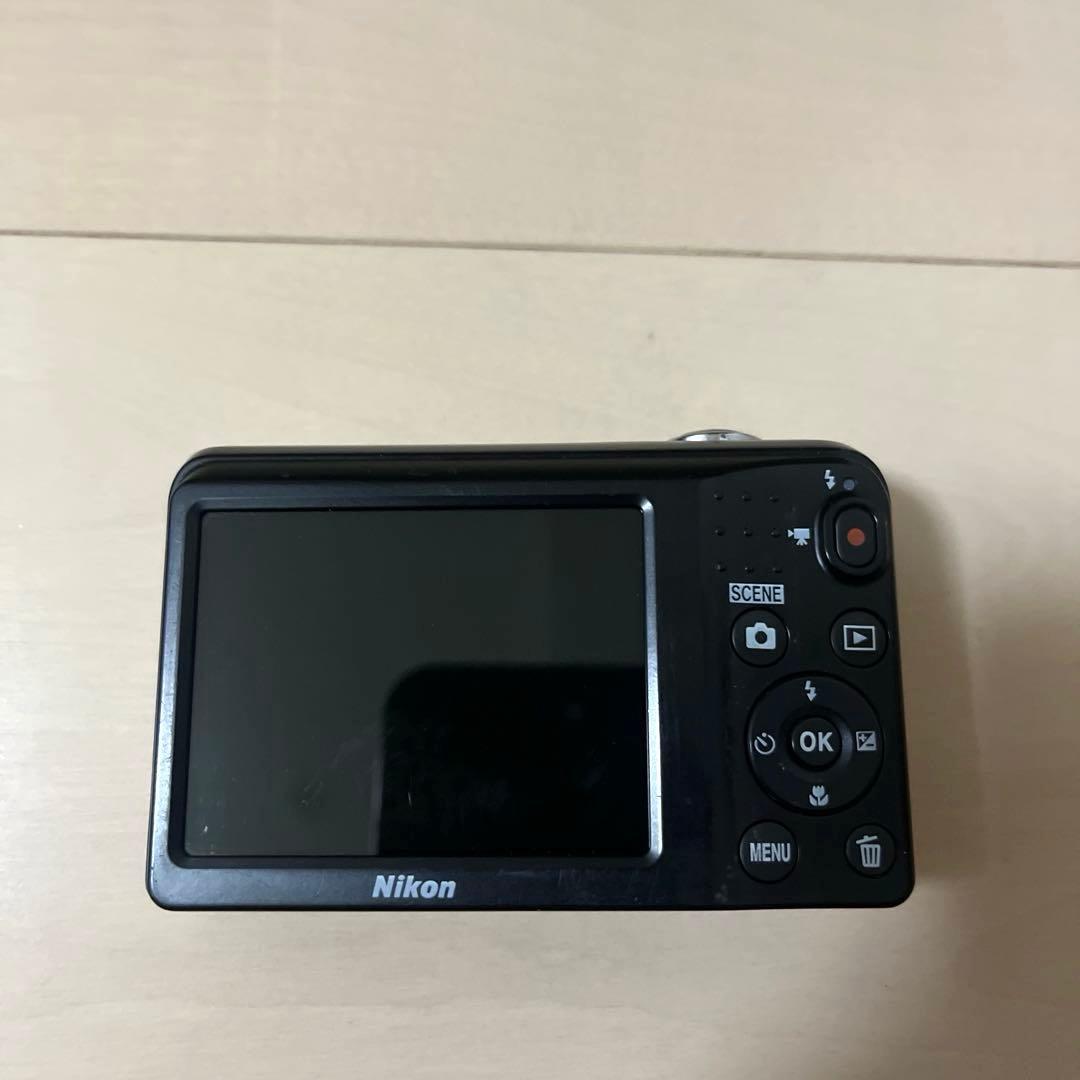 Nikon COOLPIX A10 シルバー ⭐︎新品単三電池付き