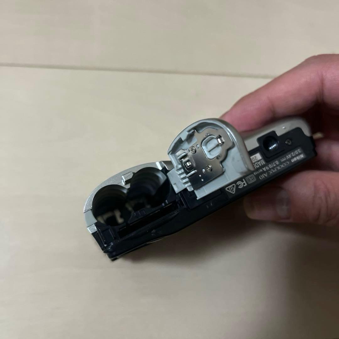 Nikon COOLPIX A10 シルバー ⭐︎新品単三電池付き