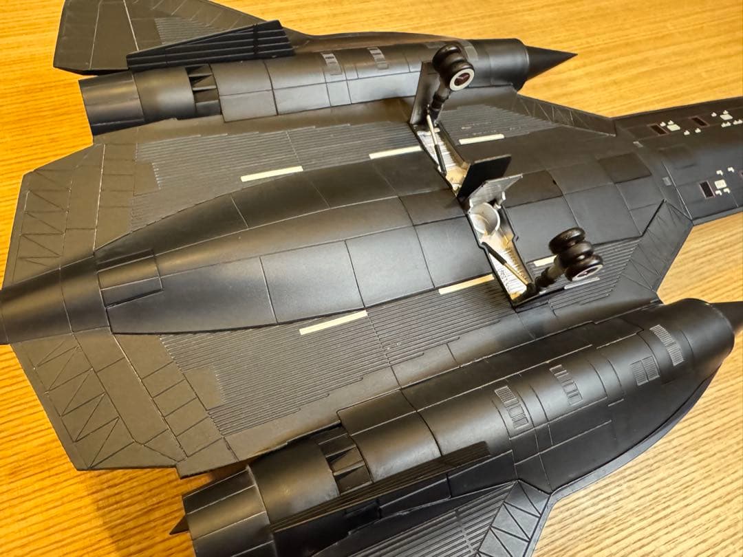 1/72ロッキードSR-71BブラックバードNASA 831/61-7956