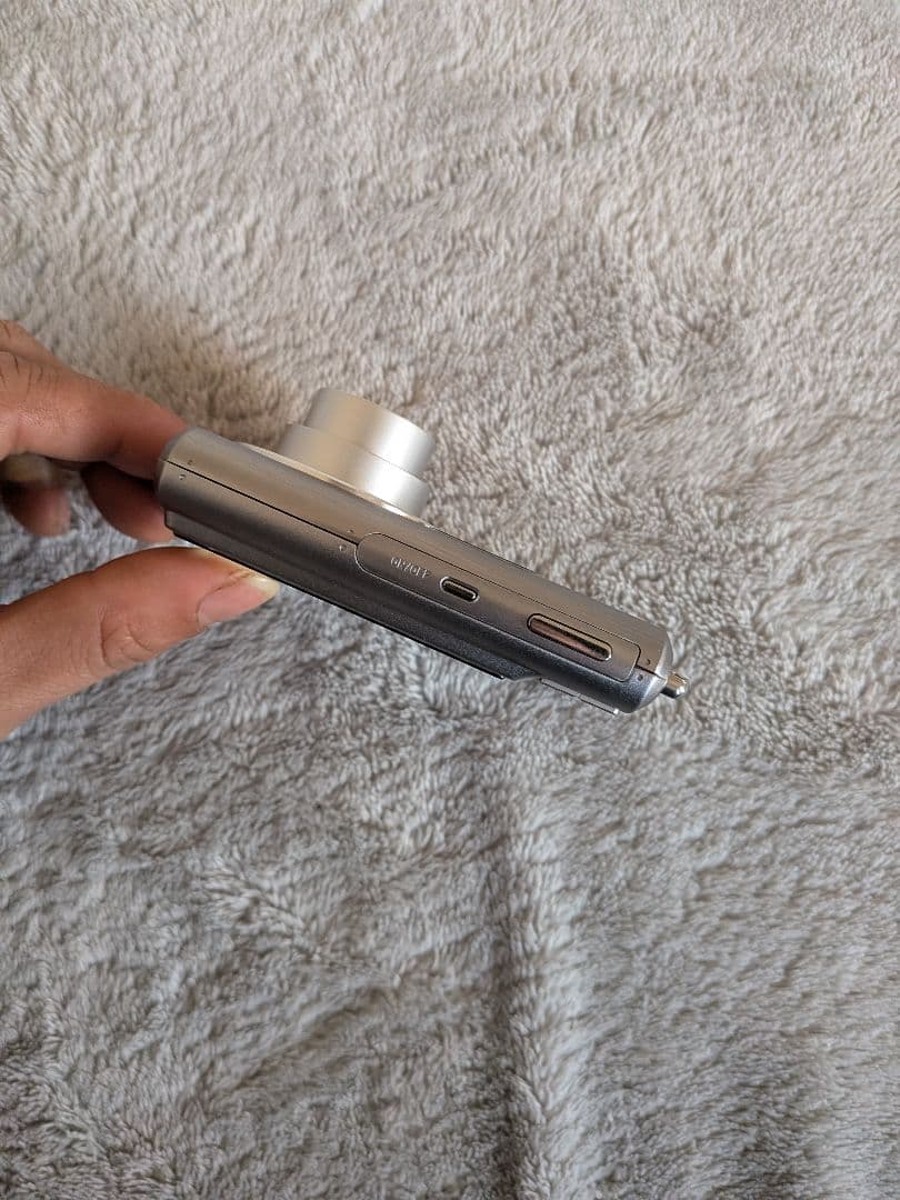 美品CASIO EXILIM EX-Z75 デジタルカメラ