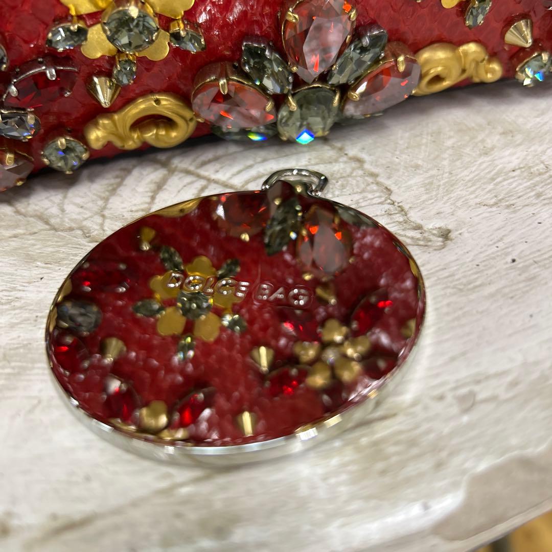 ❣️バーゲン、ドルチェ&ガッパーナ　Box型ミニポシェット華麗❗️