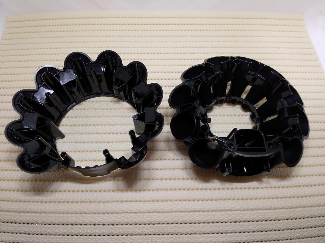 ＠takeさん専用ダイソン　掃除機　SV12　消耗部品交換、分解清掃済　⑪