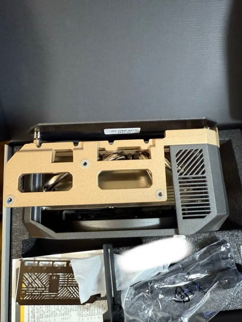 ZOTAC GeForce RTX 5090 基板（pcb）なし