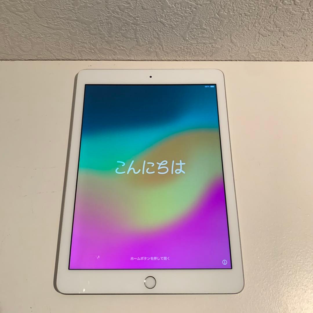 AppleのiPad（第6世代）Wi-Fiモデル9.7インチA1893
