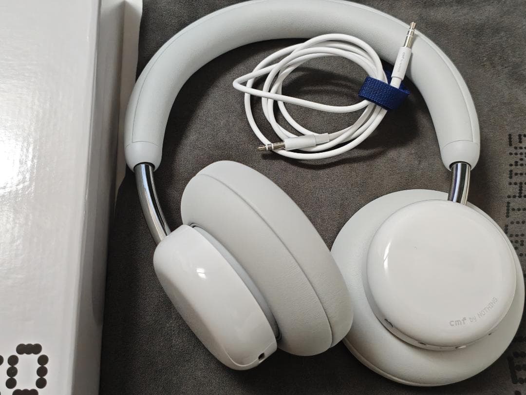 CMF Headphone Pro（ライトグレー）