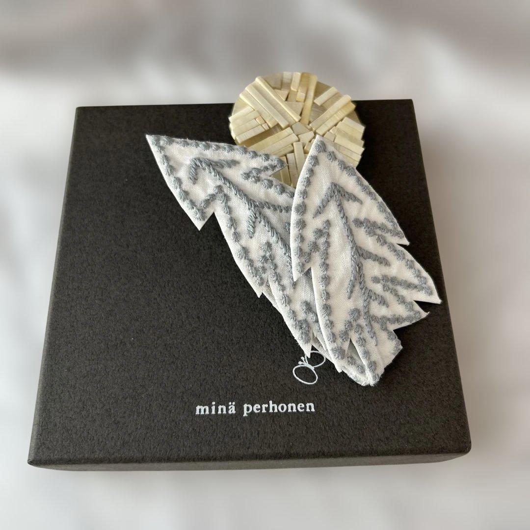 ミナペルホネン tanpopo タンポポ　ブローチ　正規品