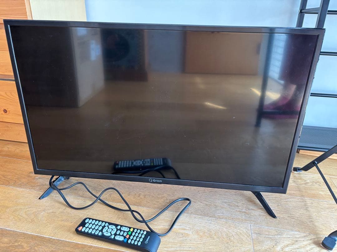 山善 32型 液晶テレビ QRT-32W2K Qriom