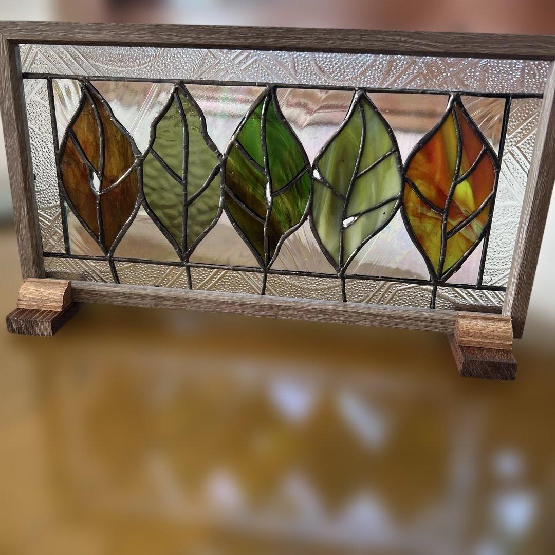 ステンドグラスパネル　葉っぱ達9