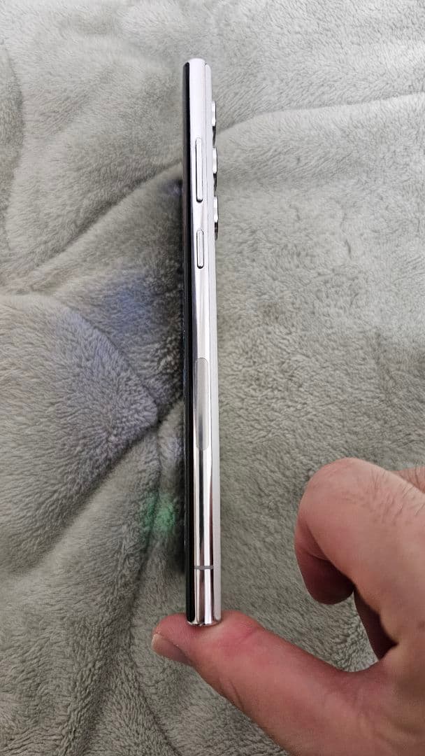 Galaxy s22 Ultra 256GB 本体 海外版