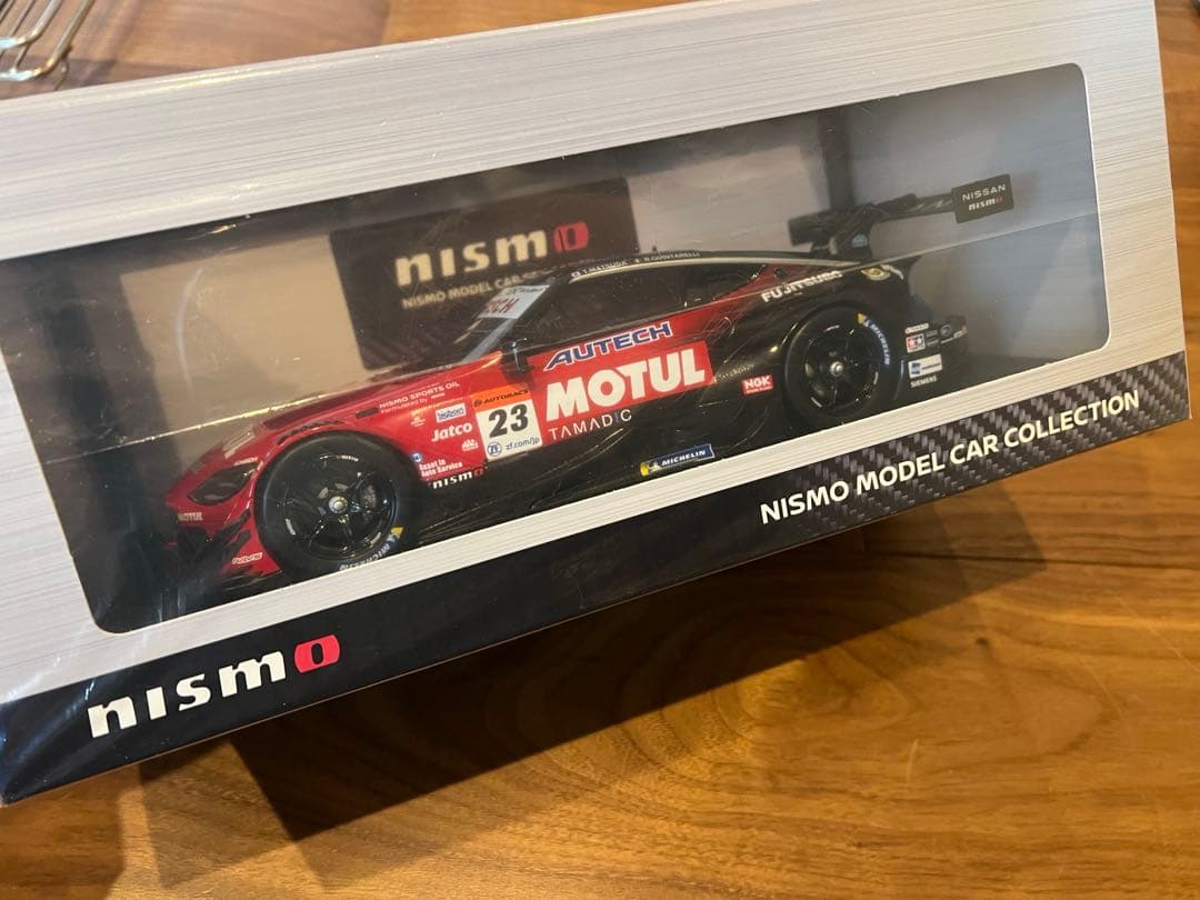 【新品】 MOTUL AUTECH Z(SUPER GT 2022) 1/18