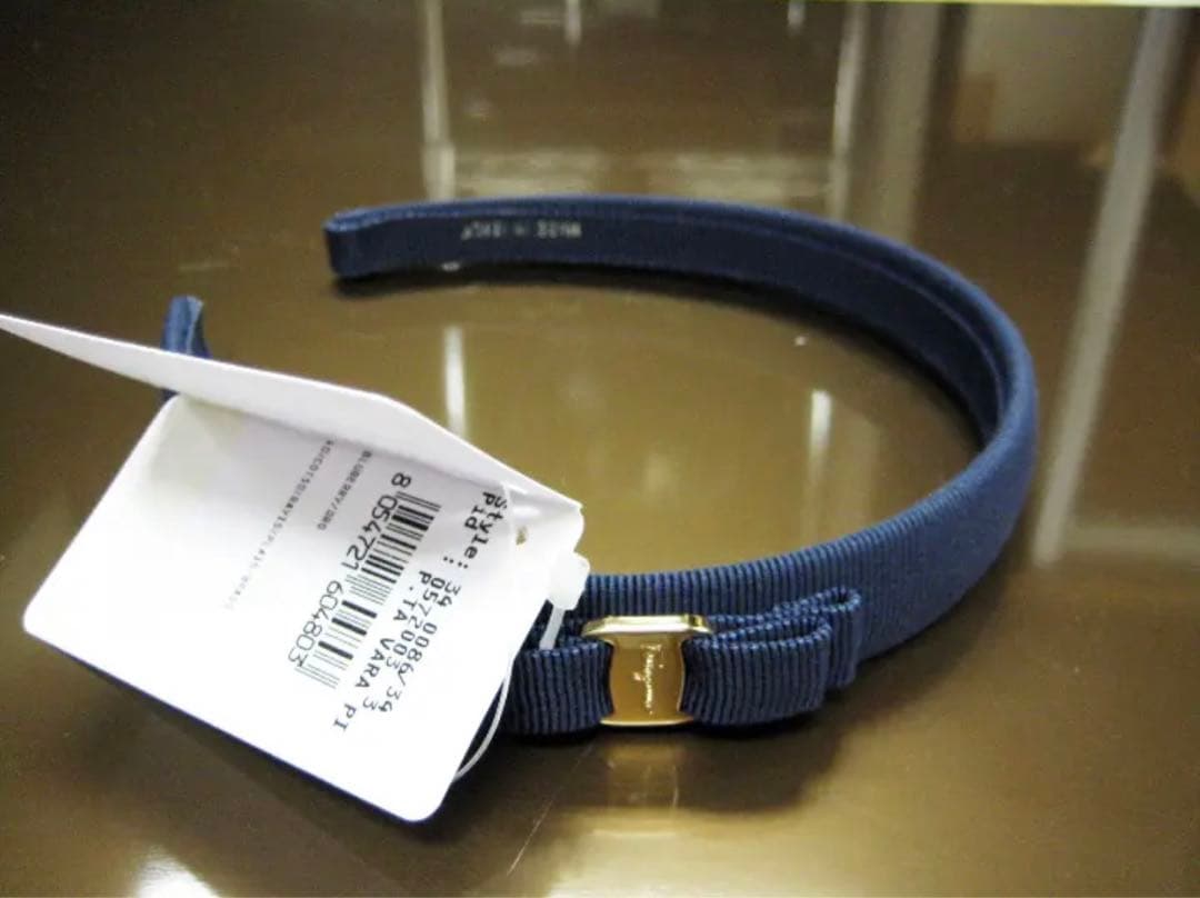 FERRAGAMO フェラガモ カチューシャ　ヴァラリボン