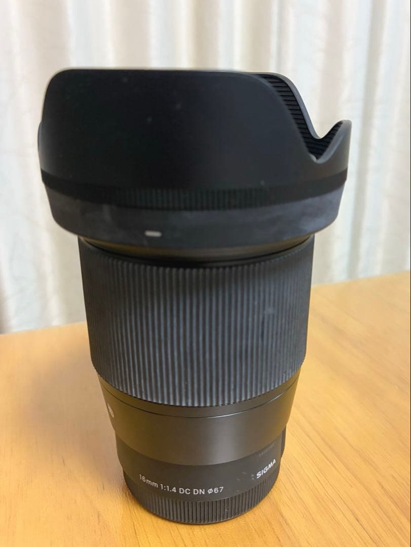 SIGMA CONTEMPORARY 16mm F1.4 DC DN Eマウント