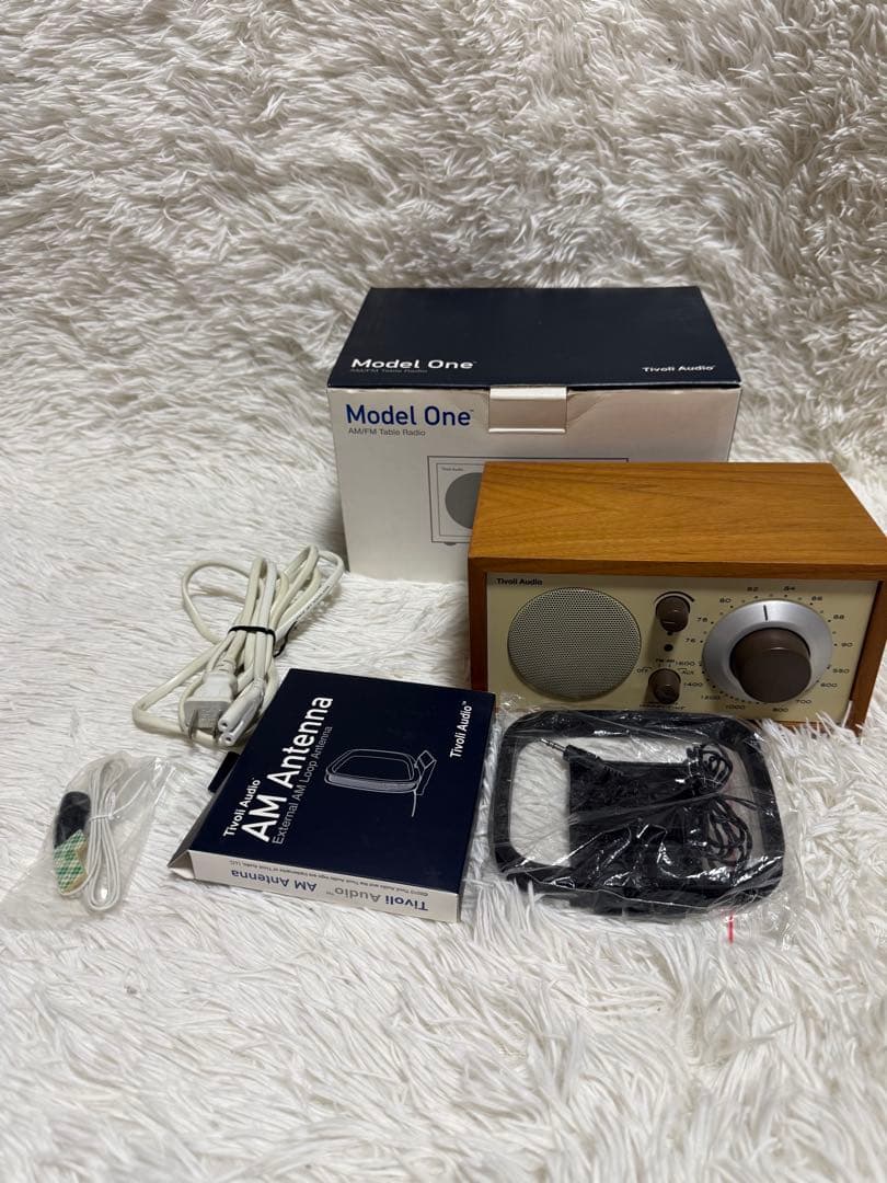 Tivoli audio model one チボリオーディオ　ラジオ　付属品付
