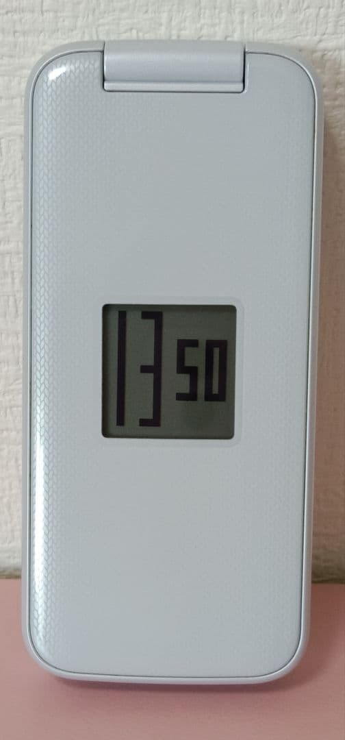 docomo らくらくホン　F01-M シルバーです☺♥