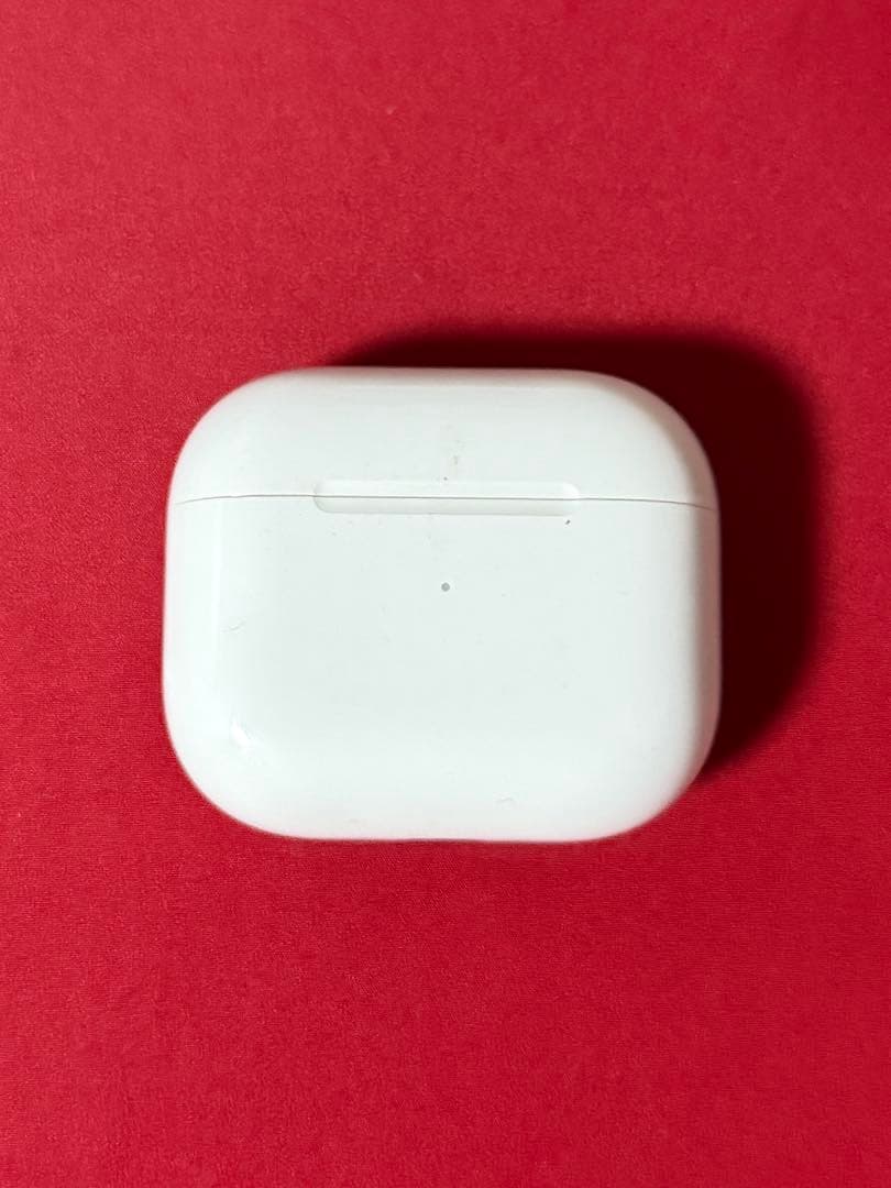AirPods（第3世代）本体＋充電ケース