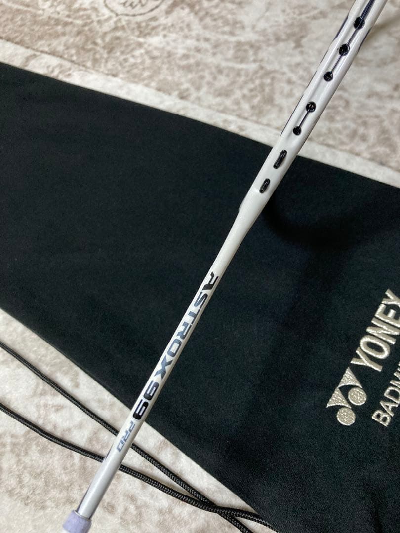 お値下げしました！ YONEX ASTROX 99 PRO バドミントンラケット