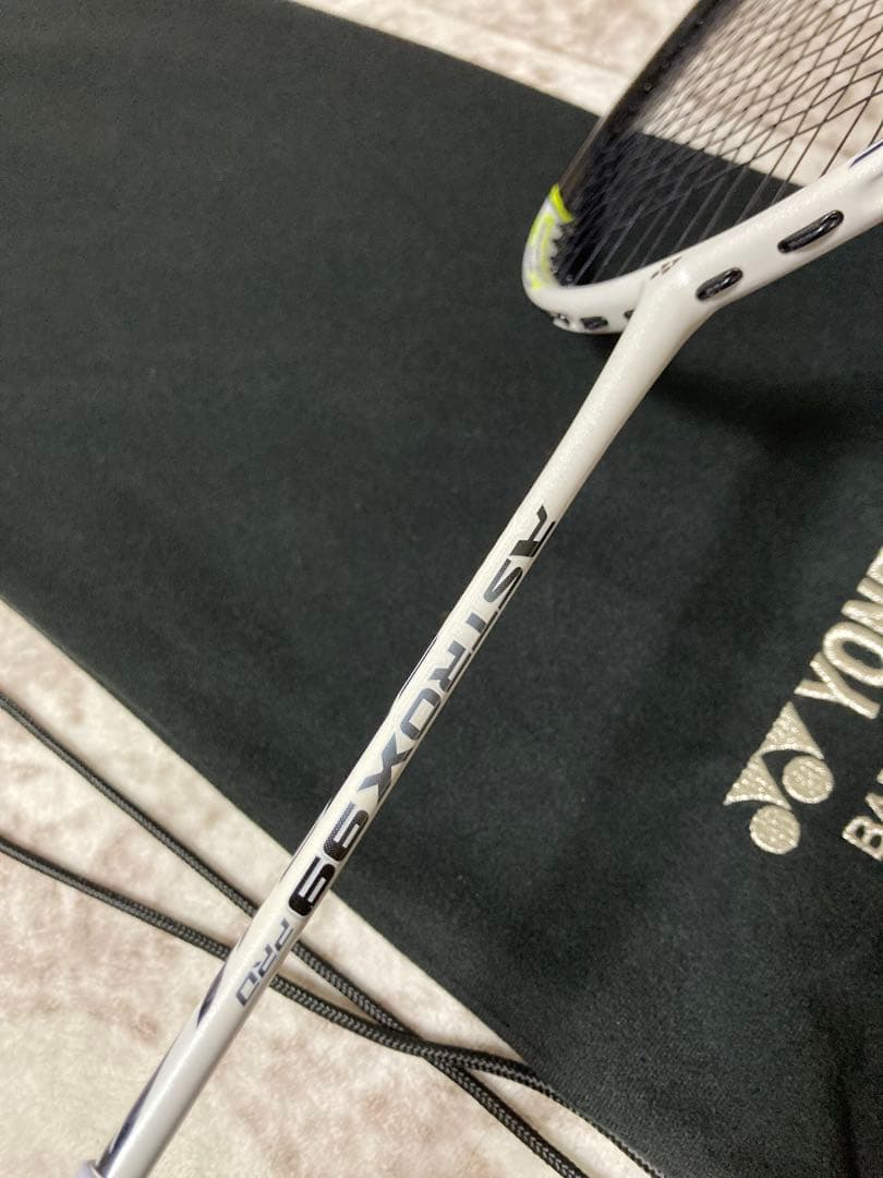 お値下げしました！ YONEX ASTROX 99 PRO バドミントンラケット