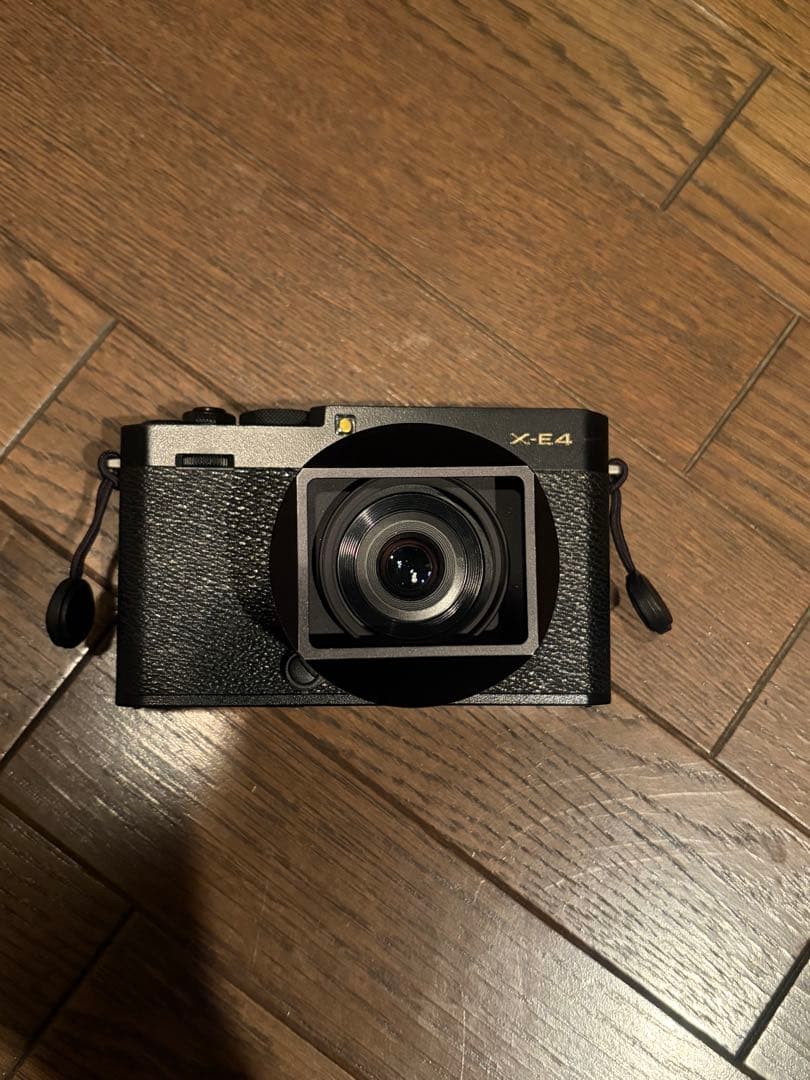 【美品】FUJIFILM X-E4 ブラックゴールド （レンズ2本＆付属品多数)