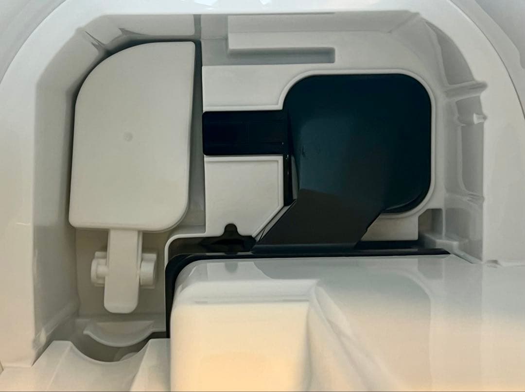 ☆アイリスオーヤマ／上給水ハイブリット式 加湿器 AHM-HU55A-W