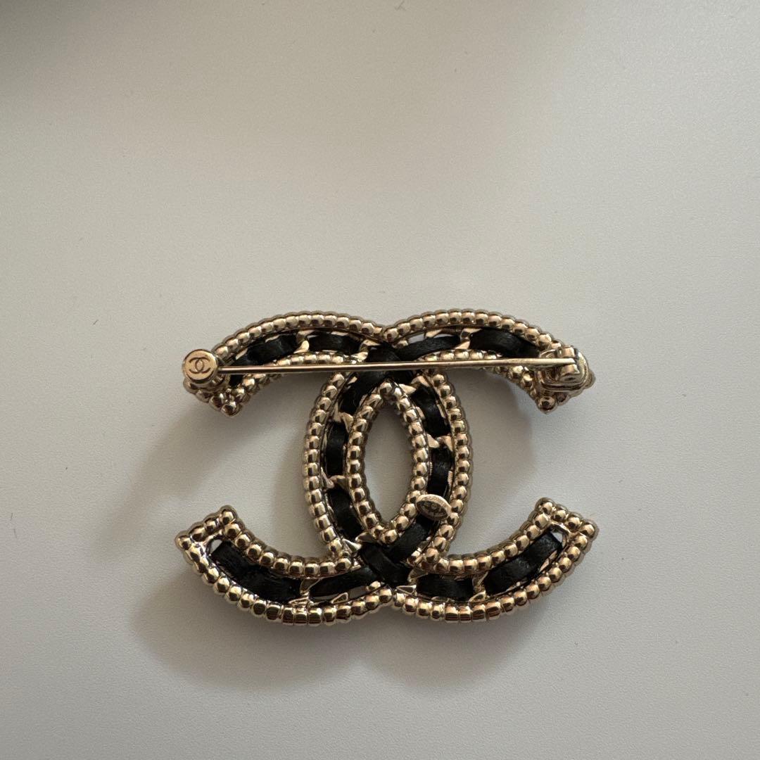 CHANELブローチ
