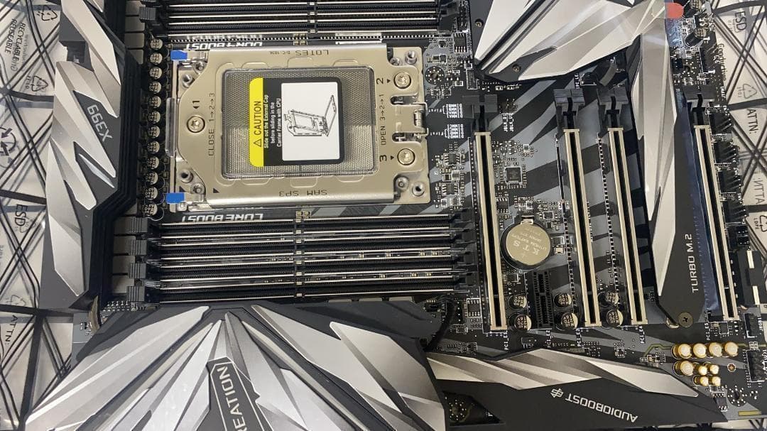 MSI MEG X399 CREATION E-ATX マザーボード