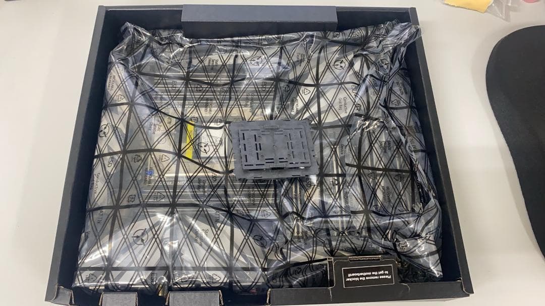 MSI MEG X399 CREATION E-ATX マザーボード